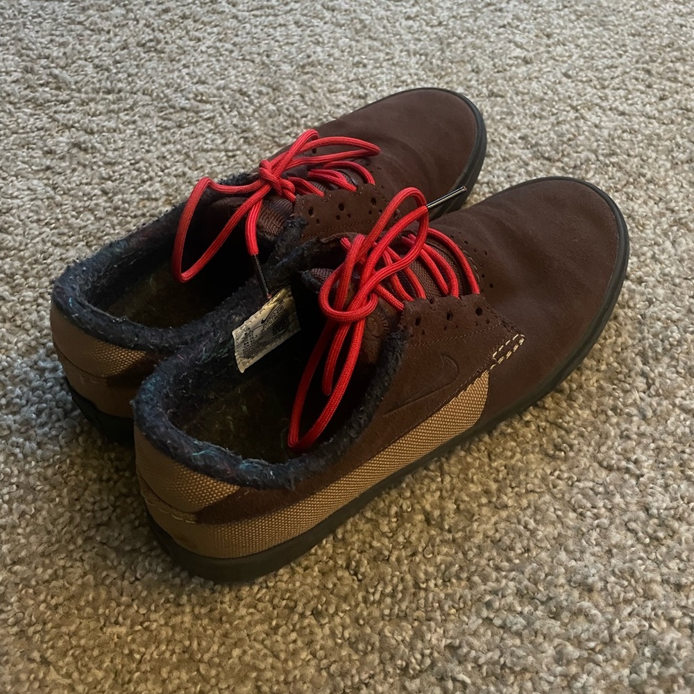 Nike size 8.5
